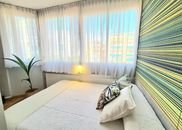 El Mono de Torre del Mar Eco Apartment with Swimming Pool
