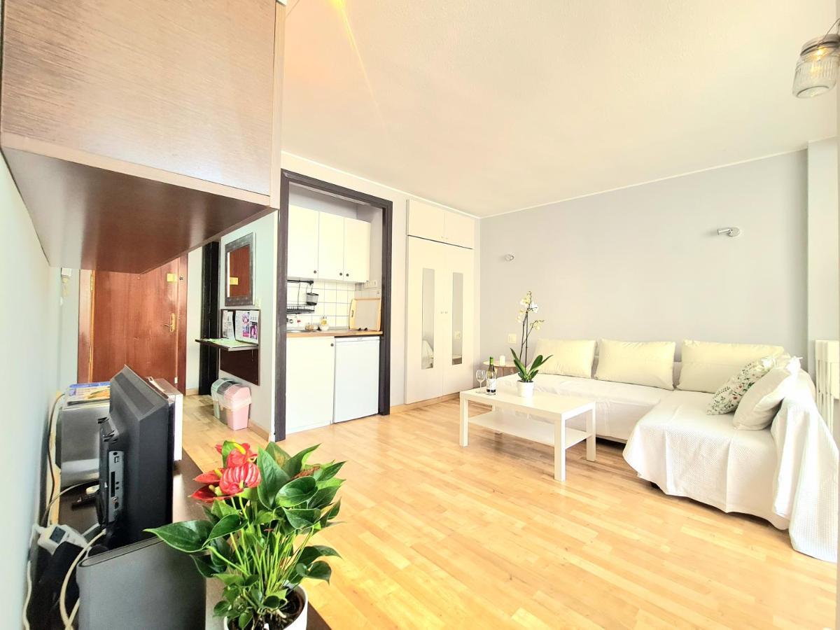 Aa Guest - El Mono De Eco Apartament Torre Del Mar